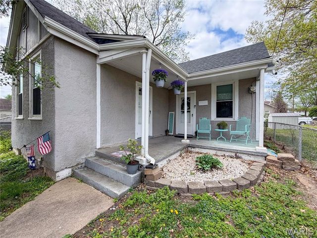 9805 Linn Avenue, Lemay, MO 63125