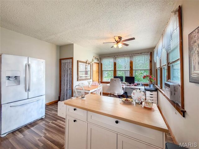 9805 Linn Avenue, Lemay, MO 63125