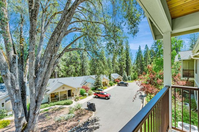 115 Fairway Village Court, Murphys, CA 95247