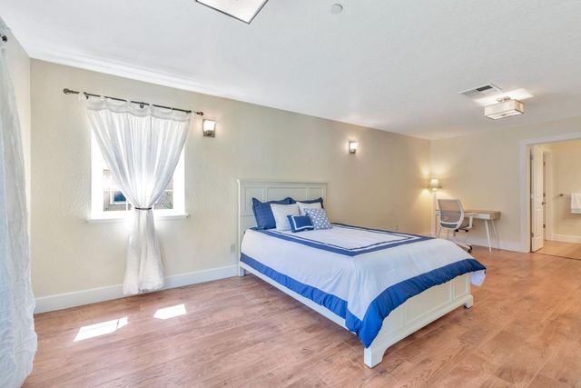 115 Fairway Village Court, Murphys, CA 95247