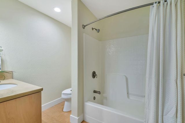 115 Fairway Village Court, Murphys, CA 95247