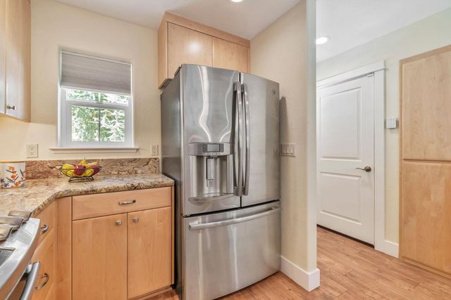 115 Fairway Village Court, Murphys, CA 95247