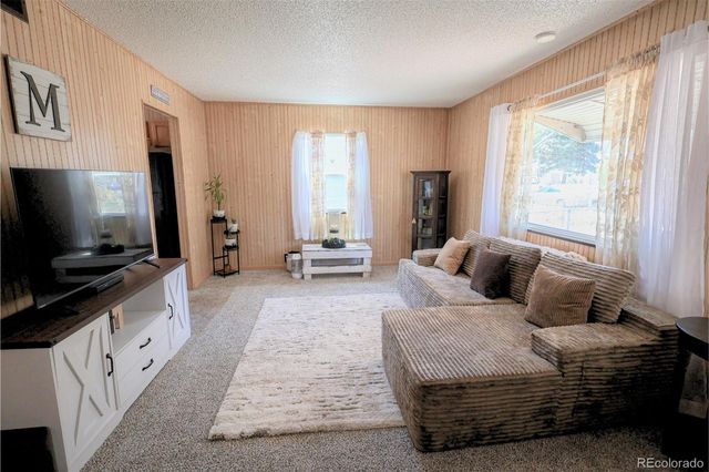 609 E Saint Elmo Avenue, Colorado Springs, CO 80905