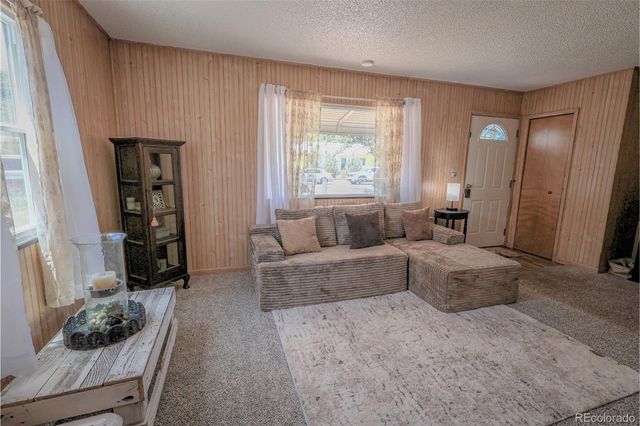 609 E Saint Elmo Avenue, Colorado Springs, CO 80905