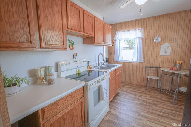 609 E Saint Elmo Avenue, Colorado Springs, CO 80905
