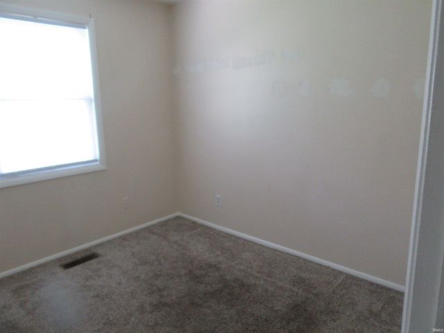 2204 BEAUVOIR Court, Kokomo, IN 46902
