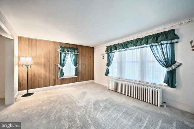 152 W YORK ST, Biglerville, PA 17307