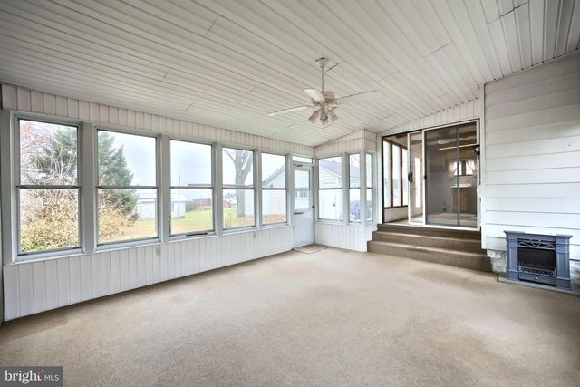 152 W YORK ST, Biglerville, PA 17307