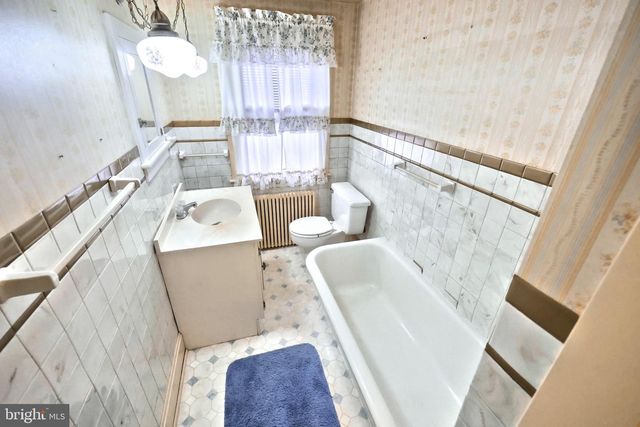 152 W YORK ST, Biglerville, PA 17307