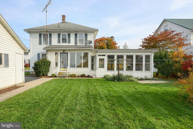 152 W YORK ST, Biglerville, PA 17307