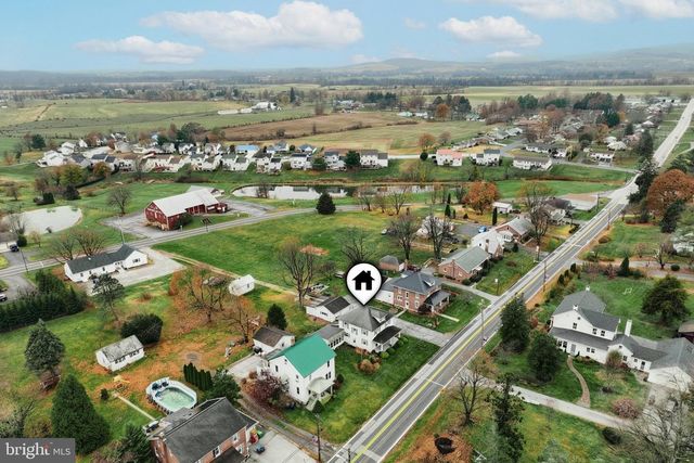 152 W YORK ST, Biglerville, PA 17307