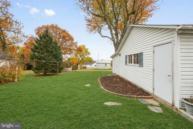 152 W YORK ST, Biglerville, PA 17307