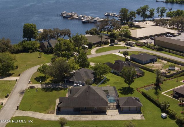 235 CRYSTAL COVE Drive, Palatka, FL 32177