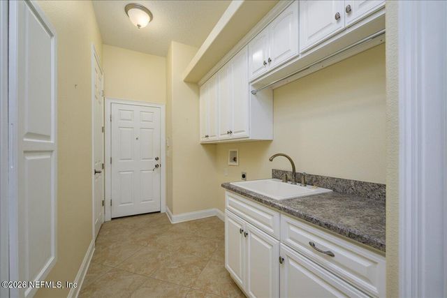 235 CRYSTAL COVE Drive, Palatka, FL 32177
