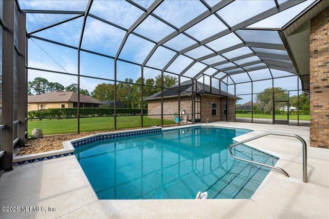 235 CRYSTAL COVE Drive, Palatka, FL 32177