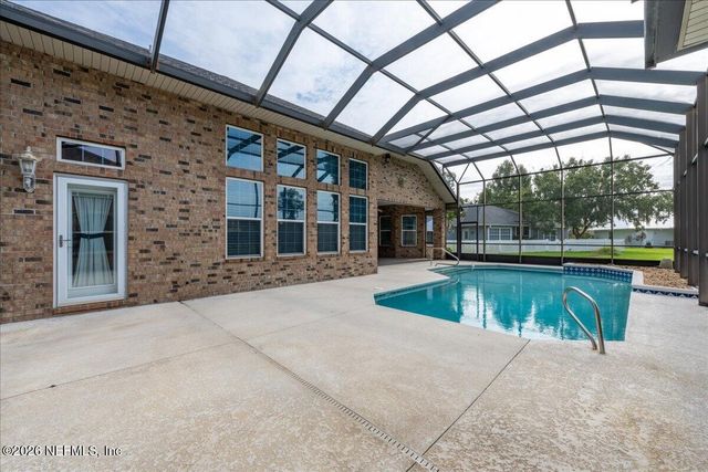 235 CRYSTAL COVE Drive, Palatka, FL 32177