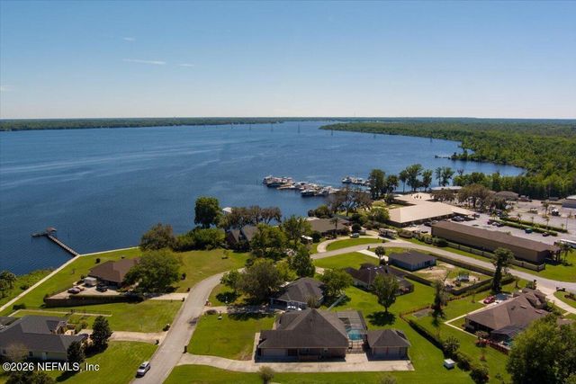 235 CRYSTAL COVE Drive, Palatka, FL 32177