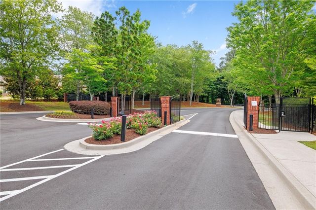 9044 Woodland Trail, Alpharetta, GA 30009