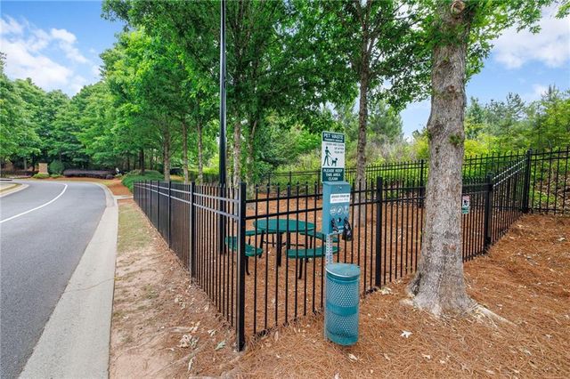 9044 Woodland Trail, Alpharetta, GA 30009