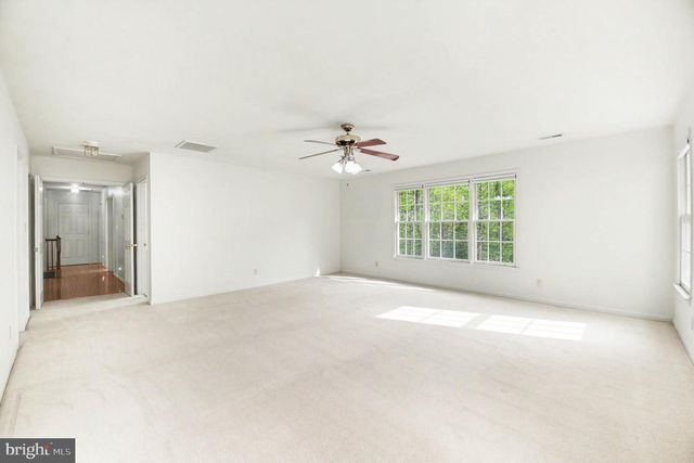 1480 TRUSLOW RD, Fredericksburg, VA 22406