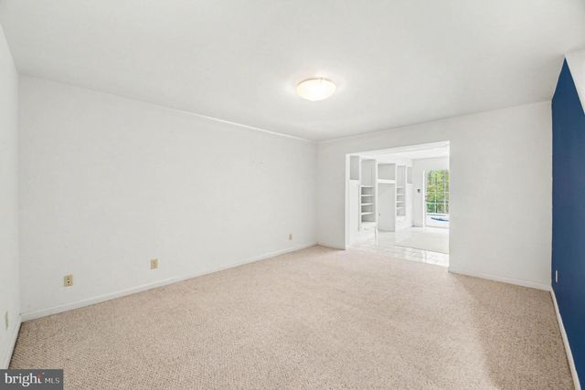 1480 TRUSLOW RD, Fredericksburg, VA 22406