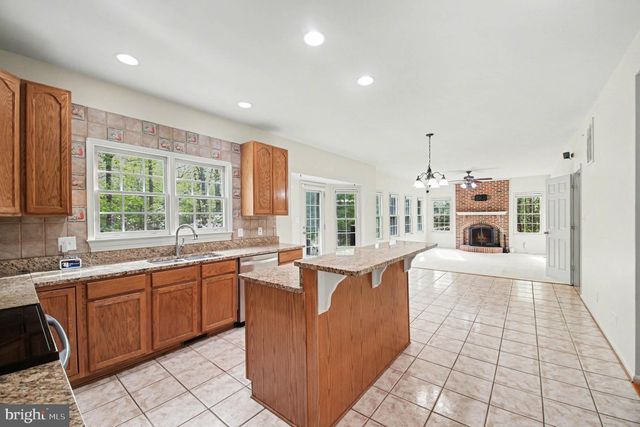 1480 TRUSLOW RD, Fredericksburg, VA 22406