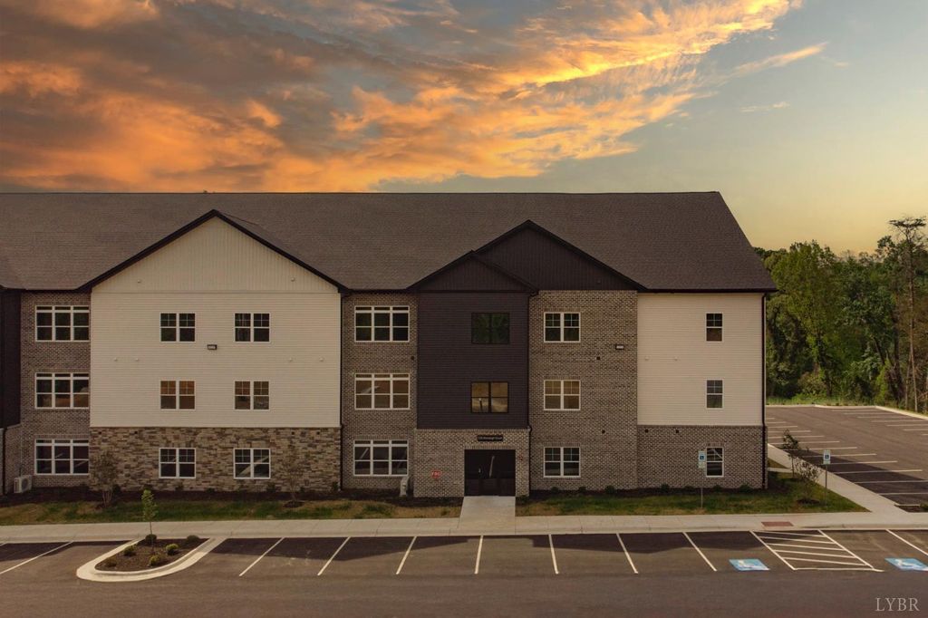 128 Brenleigh Court 307, Lynchburg, VA 24501