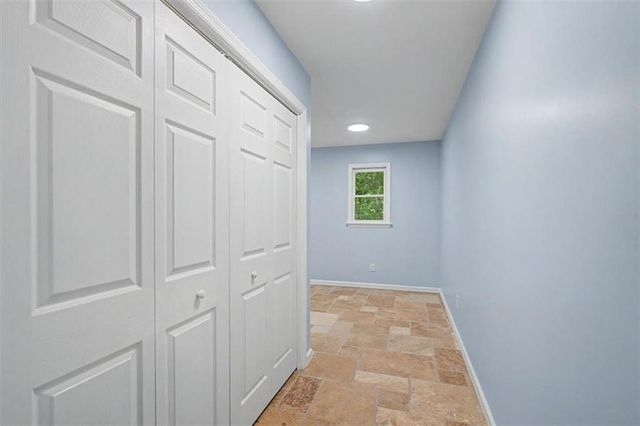 5240 Shasta Way, Marietta, GA 30062