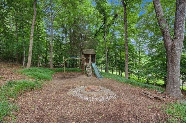 5240 Shasta Way, Marietta, GA 30062
