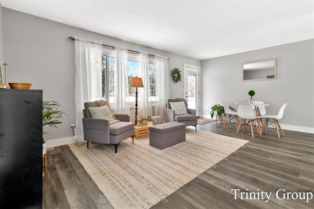 100 W Brooks Street, Newaygo, MI 49337