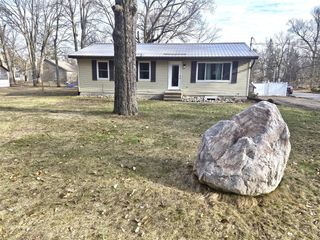 100 W Brooks Street, Newaygo, MI 49337