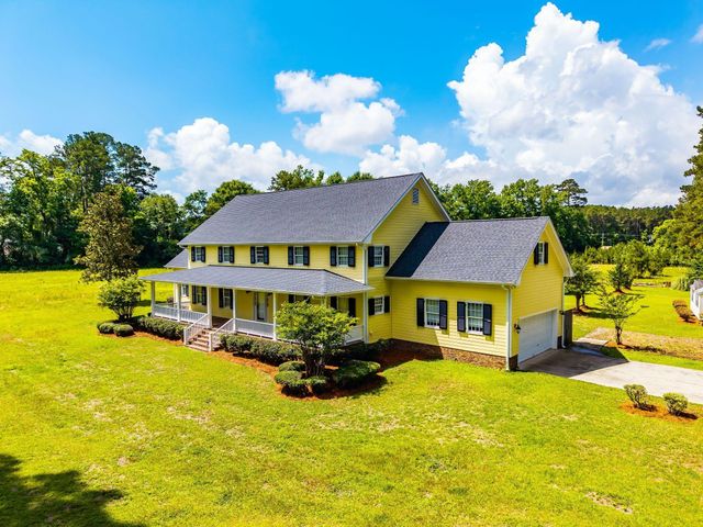 905 W Raysor Street, Saint George, SC 29477