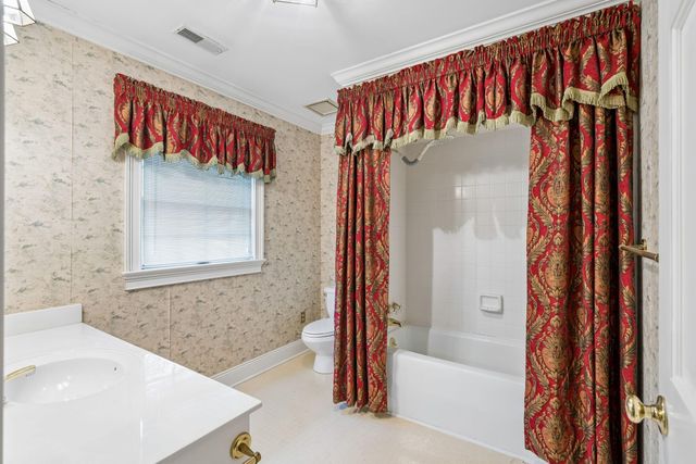905 W Raysor Street, Saint George, SC 29477