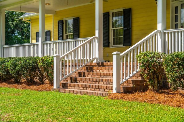 905 W Raysor Street, Saint George, SC 29477