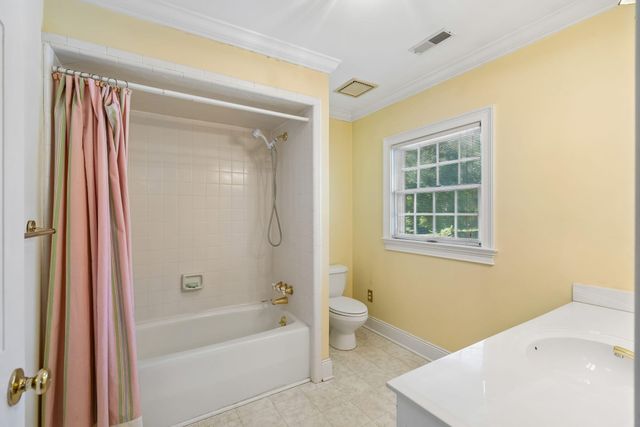 905 W Raysor Street, Saint George, SC 29477