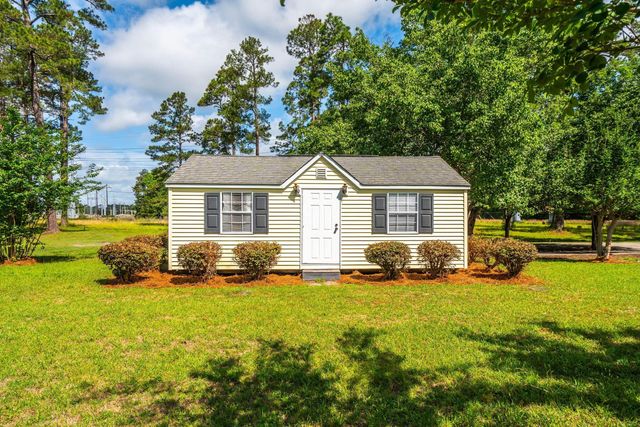 905 W Raysor Street, Saint George, SC 29477