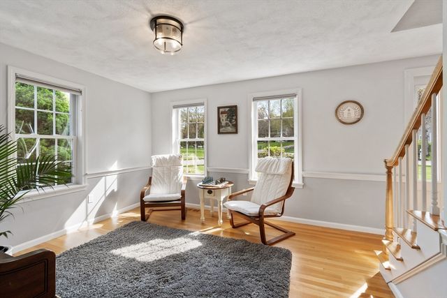 2 Greenbrier Drive, Westford, MA 01886