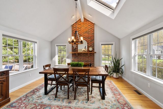 2 Greenbrier Drive, Westford, MA 01886