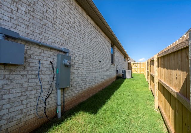 4300 SW Adams Road, Bentonville, AR 72713