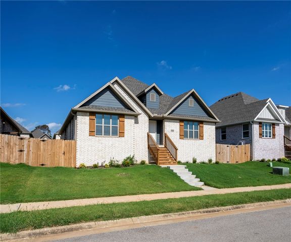 4300 SW Adams Road, Bentonville, AR 72713