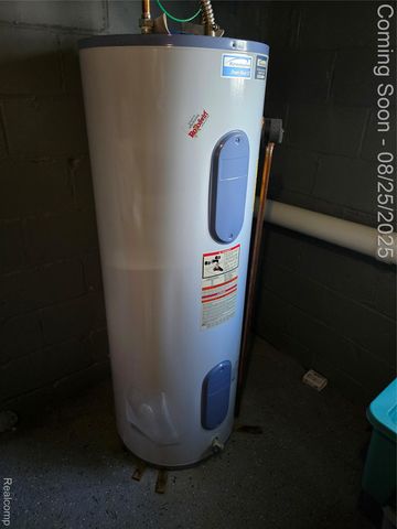 116 S Kenwood Avenue, Royal Oak, MI 48067