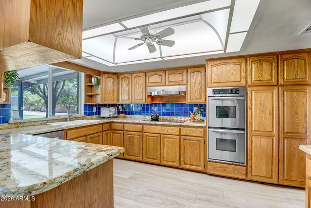 6801 W SURREY Avenue, Peoria, AZ 85381