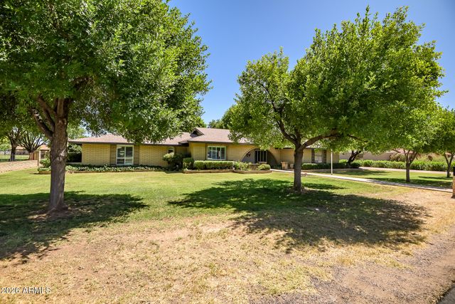 6801 W SURREY Avenue, Peoria, AZ 85381