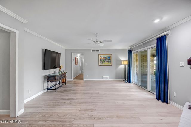 6801 W SURREY Avenue, Peoria, AZ 85381