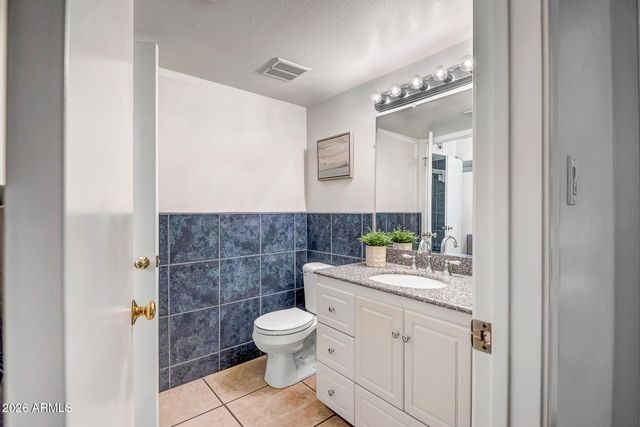 6801 W SURREY Avenue, Peoria, AZ 85381