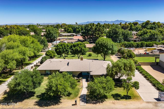 6801 W SURREY Avenue, Peoria, AZ 85381