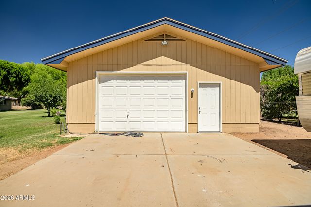 6801 W SURREY Avenue, Peoria, AZ 85381