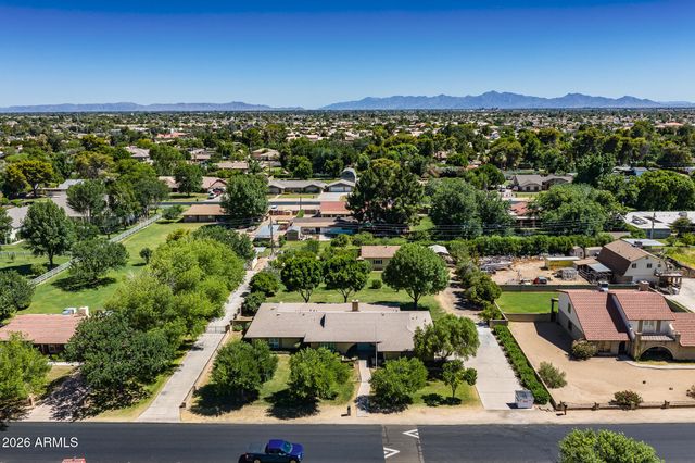 6801 W SURREY Avenue, Peoria, AZ 85381