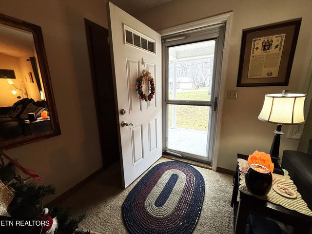 312 Lakeview Drive, Crossville, TN 38558