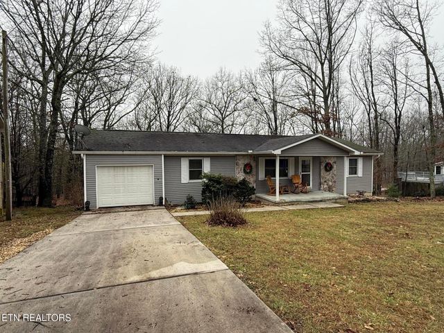 312 Lakeview Drive, Crossville, TN 38558